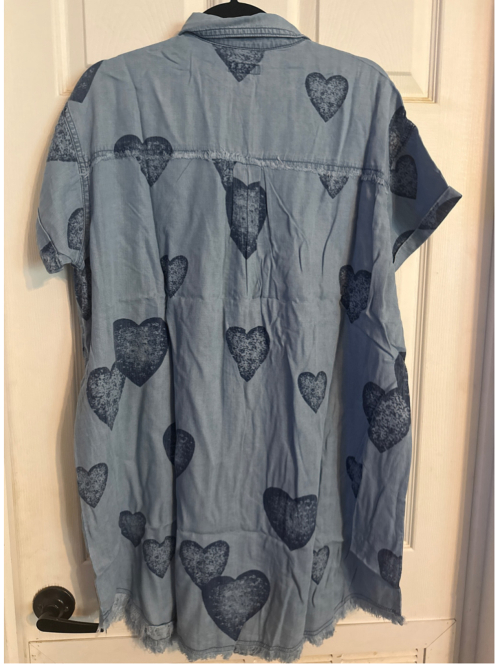 Easel Button Down Shirt Size S Blue Navy Heart Print - Picture 3 of 5